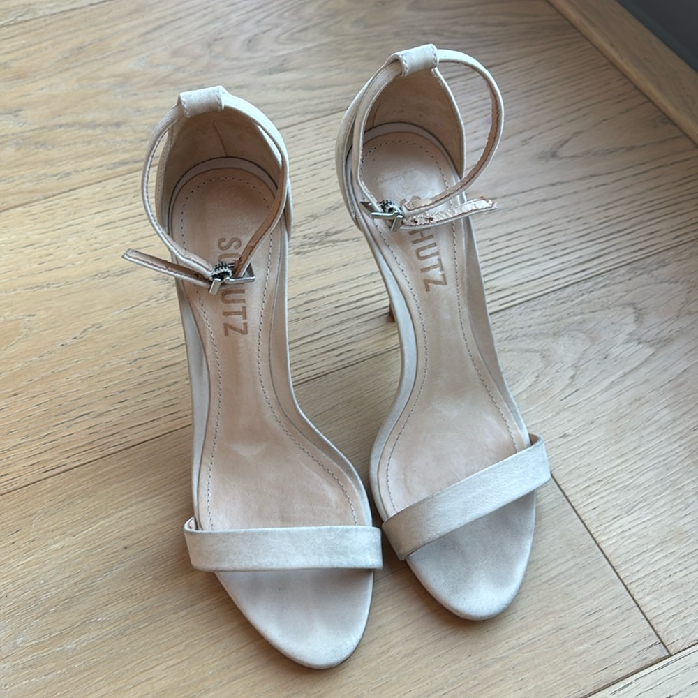 SCHUTZ Oyster Cadey Lee heels